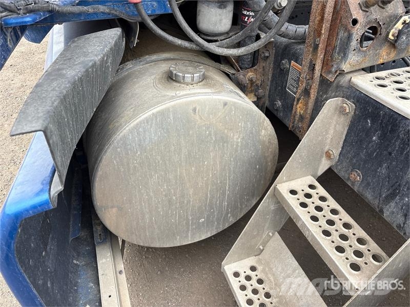 Kenworth T680 Седельные тягачи