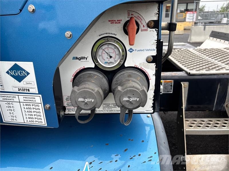 Kenworth T680 Vetopöytäautot
