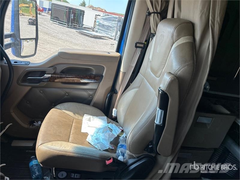 Kenworth T680 Tractor Units