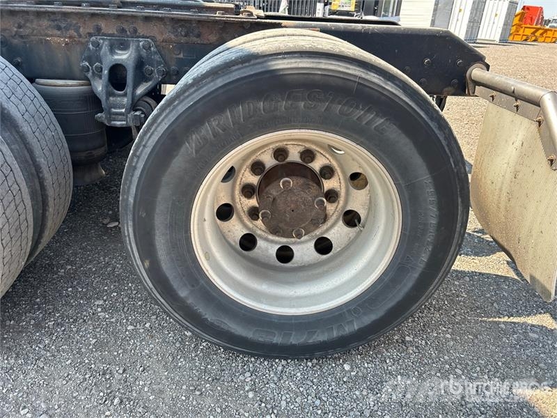 Kenworth T680 Tractor Units
