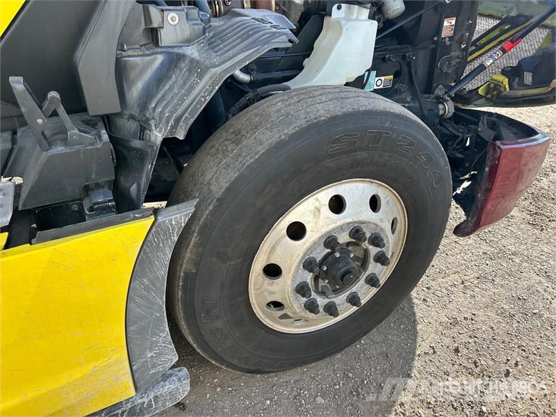 Kenworth T680 Truck Tractor Units