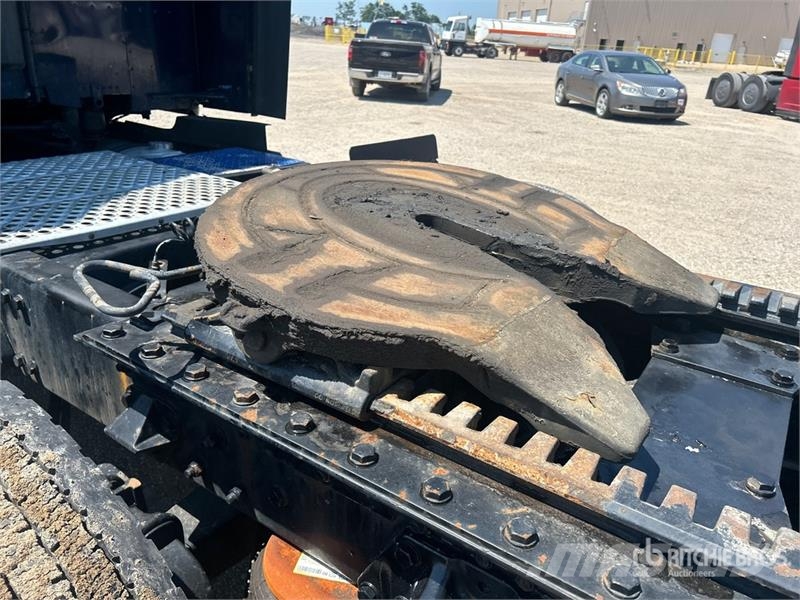 Kenworth T680 Truck Tractor Units