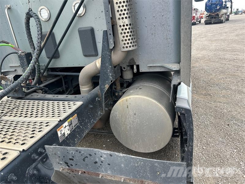 Kenworth T680 Tractor Units