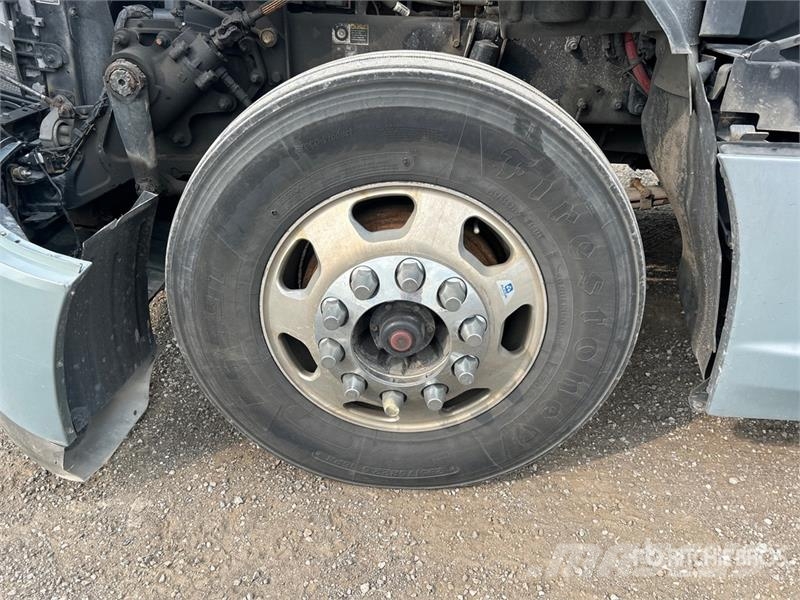 Kenworth T680 Tractor Units