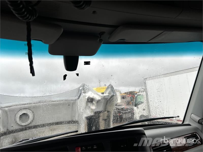 Kenworth T680 Truck Tractor Units