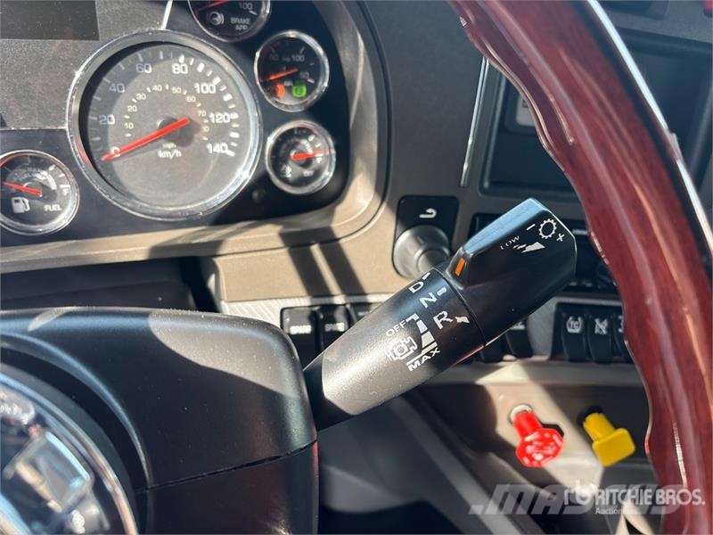 Kenworth T680 Влекачи