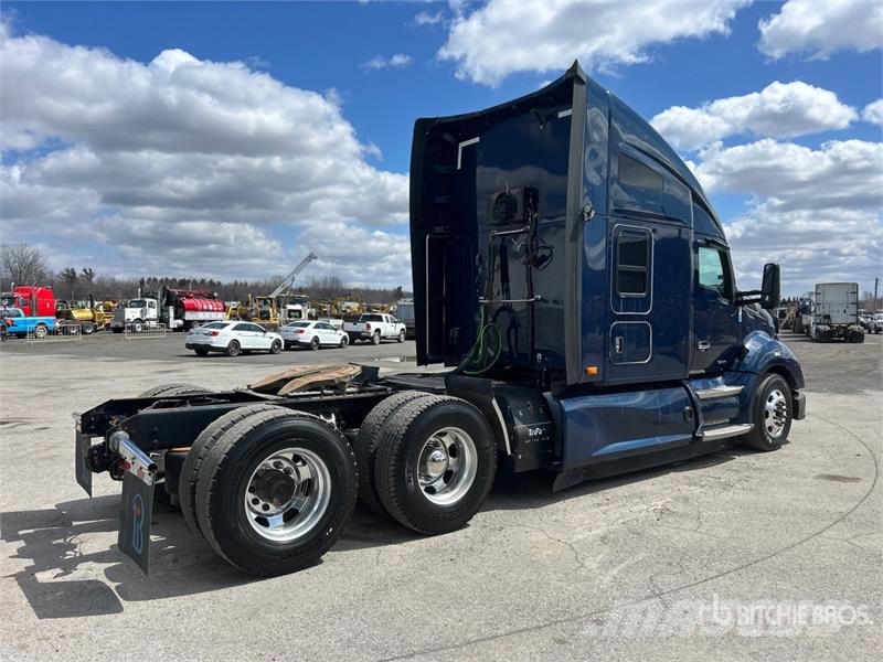 Kenworth T680 Vetopöytäautot