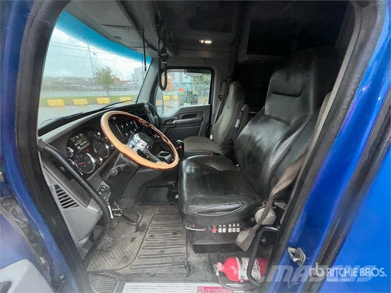 Kenworth T680 Naudoti vilkikai