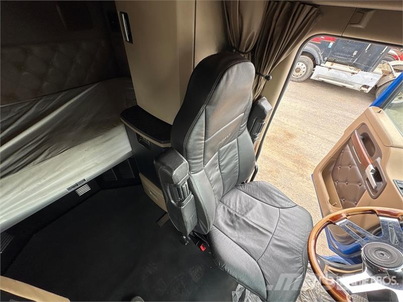 Kenworth T680 Седельные тягачи
