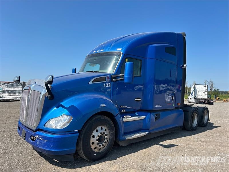 Kenworth T680 Tractor Units