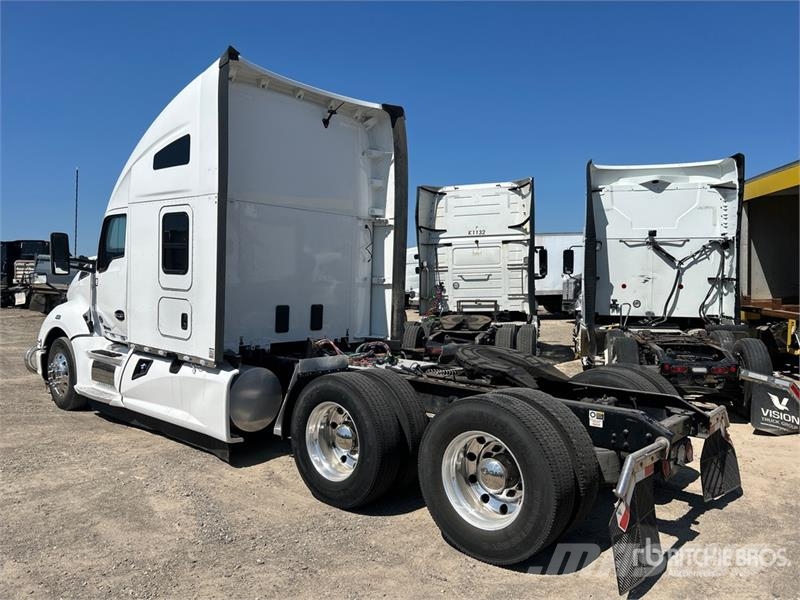 Kenworth T680 Vetopöytäautot
