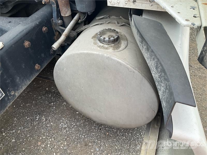 Kenworth T680 Vetopöytäautot