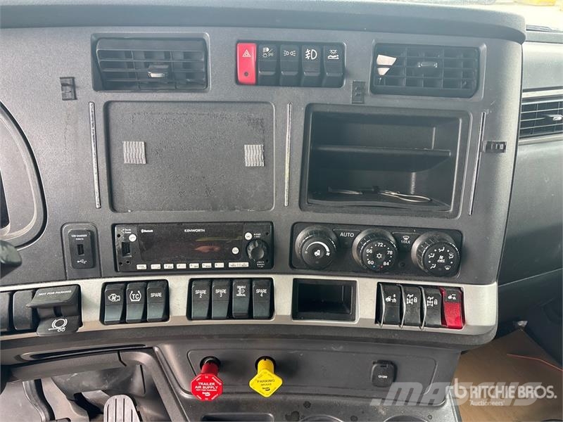 Kenworth T680 牵引车