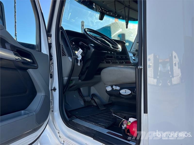 Kenworth T680 牵引车