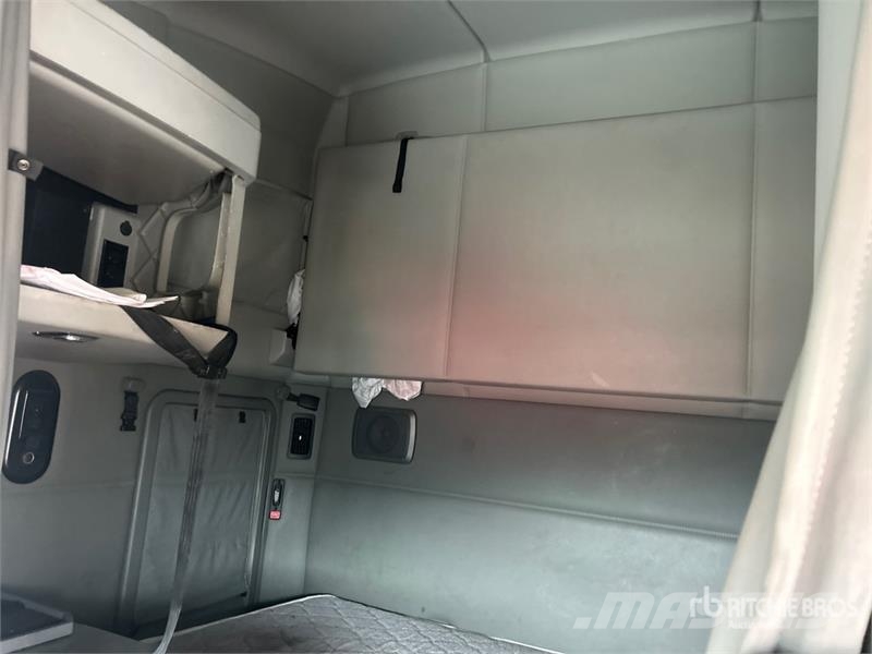 Kenworth T680 Vetopöytäautot