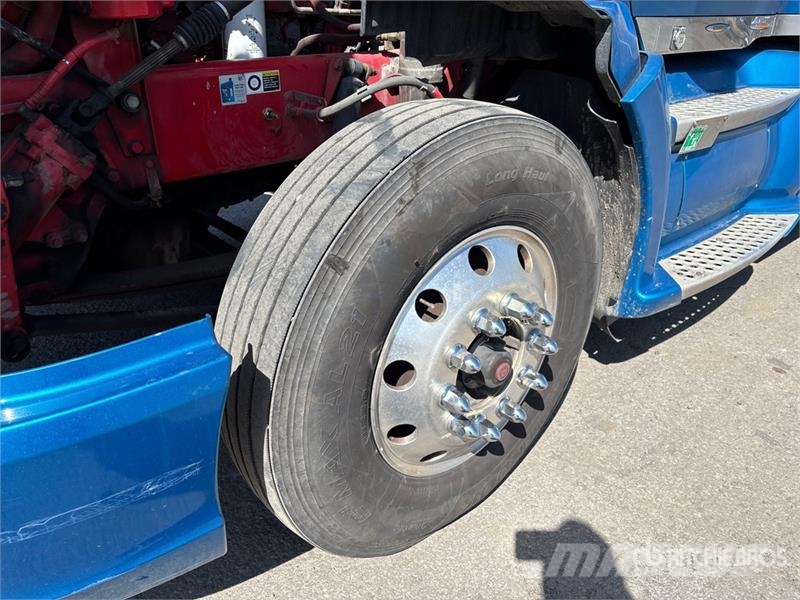 Kenworth T680 Vetopöytäautot