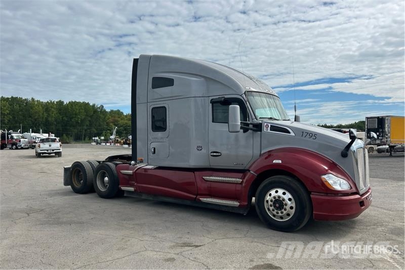 Kenworth T680 Vetopöytäautot