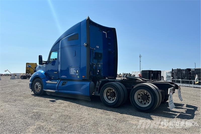 Kenworth T680 Tractor Units