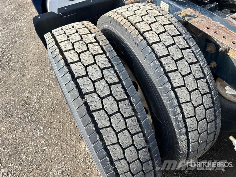 Kenworth T680 Tractor Units