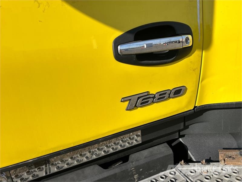 Kenworth T680 Truck Tractor Units