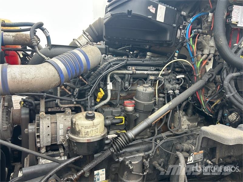 Kenworth T680 Vetopöytäautot