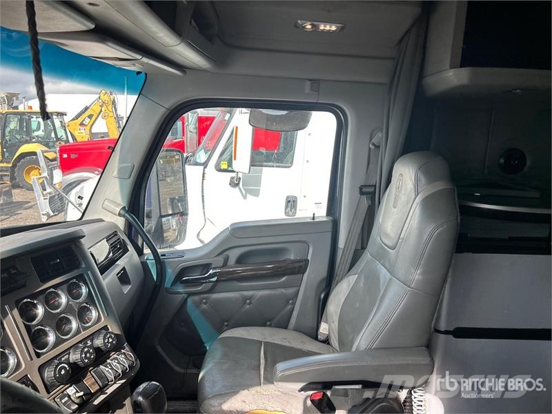 Kenworth T680 Tractor Units