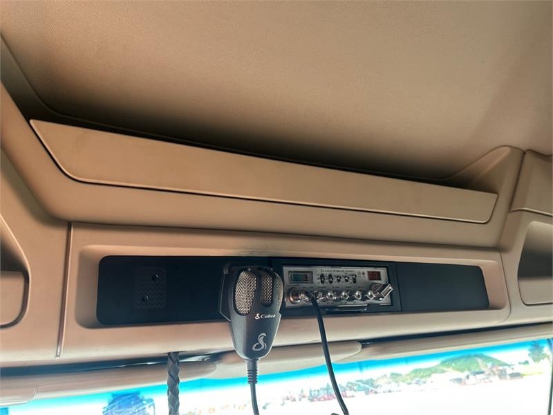 Kenworth T680 Tractor Units