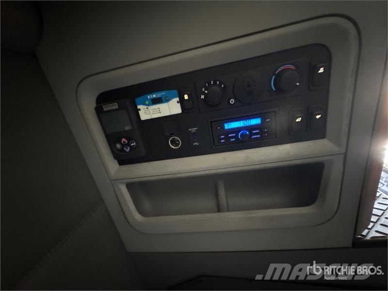 Kenworth T680 Motrici e Trattori Stradali