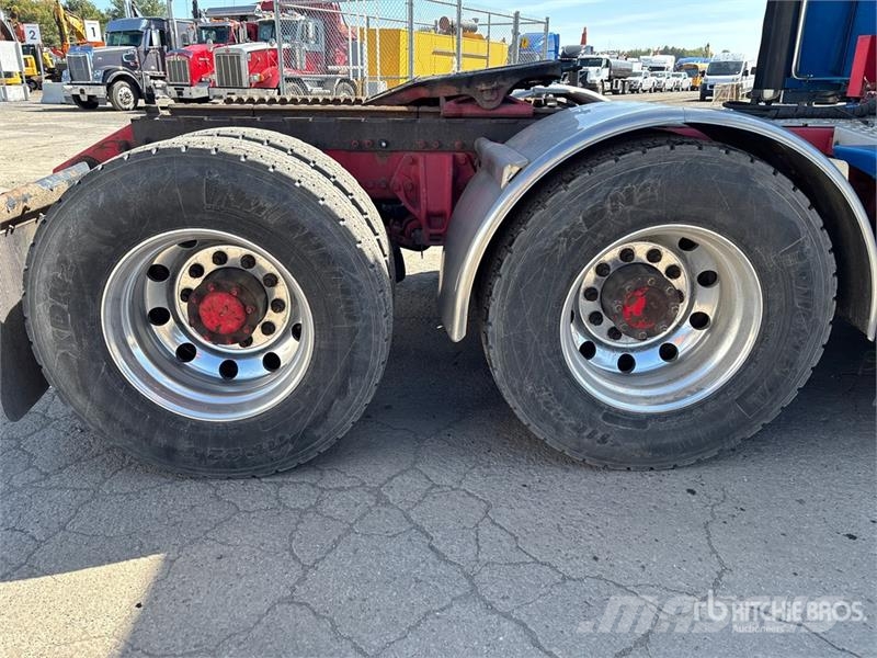 Kenworth T680 Vetopöytäautot