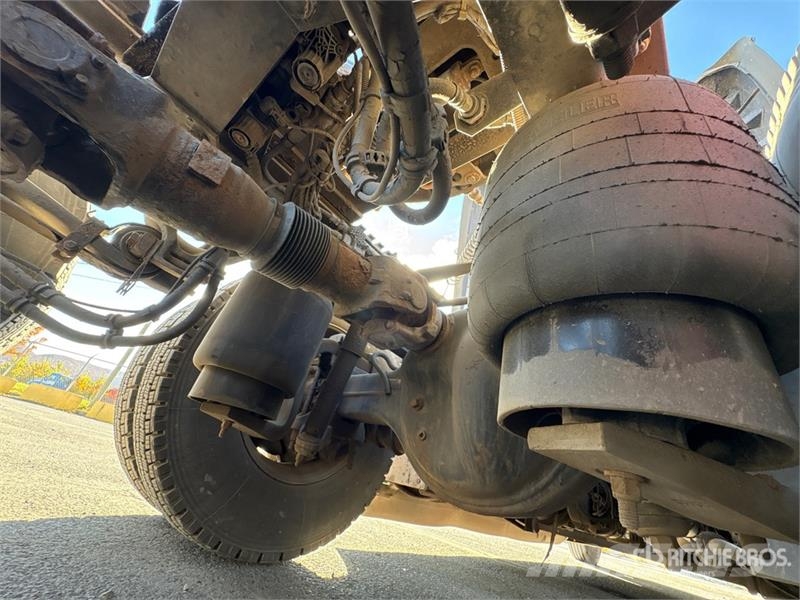 Kenworth T680 وحدات الجر