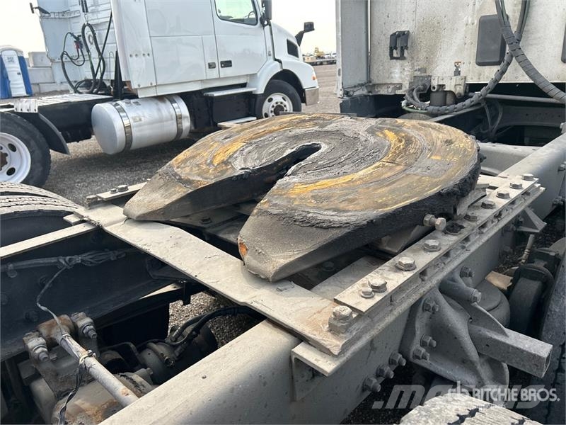 Kenworth T680 Vetopöytäautot
