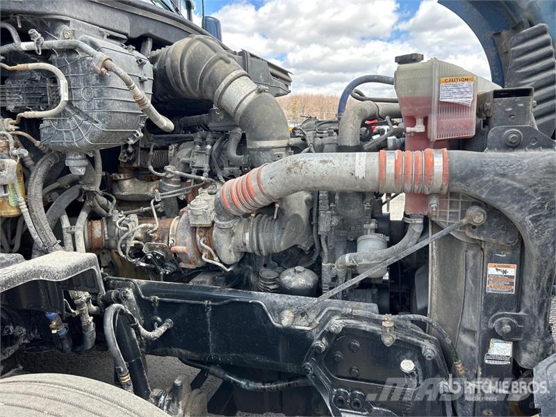 Kenworth T680 Vetopöytäautot