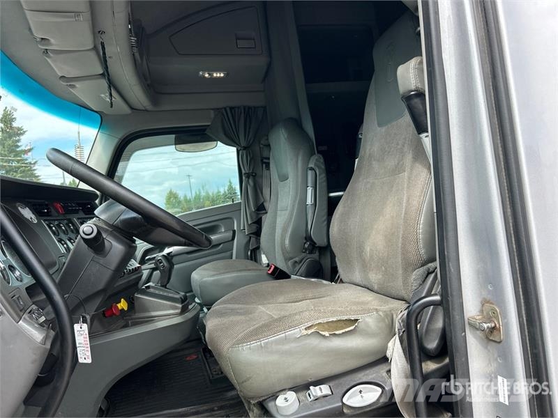 Kenworth T680 Vetopöytäautot