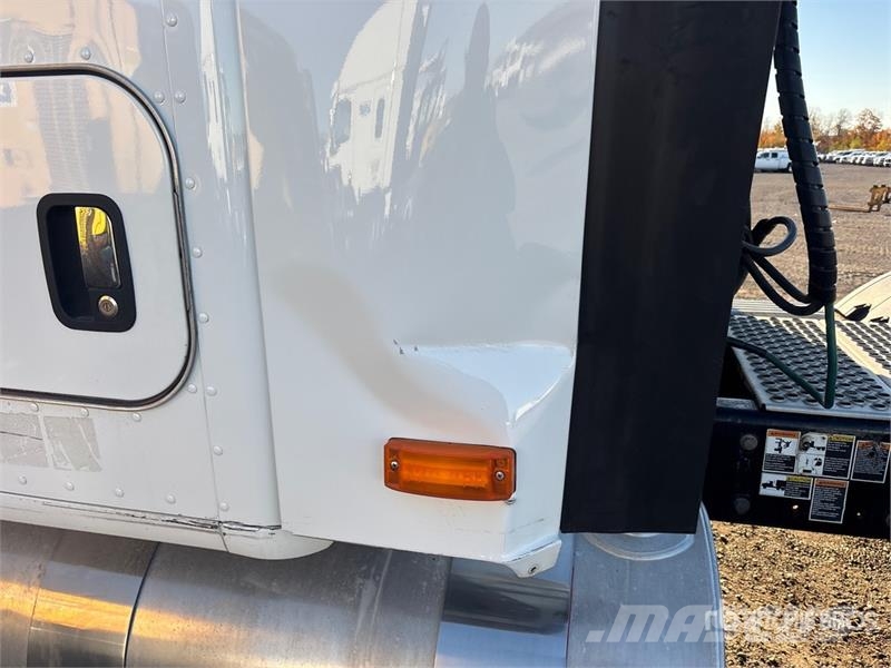 Kenworth T680 牵引车