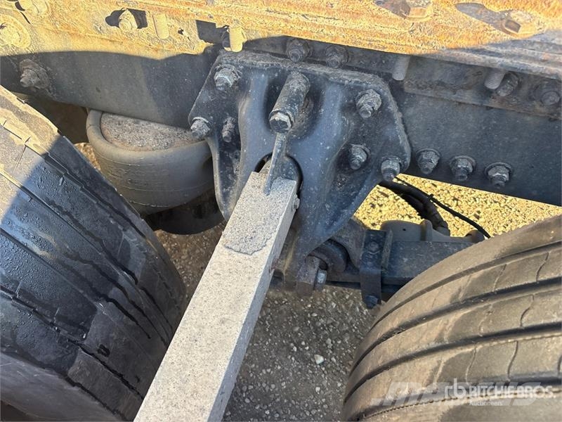 Kenworth T680 وحدات الجر