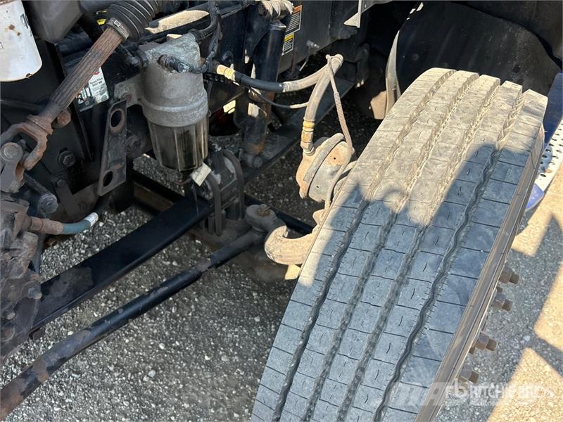 Kenworth T680 Tractor Units