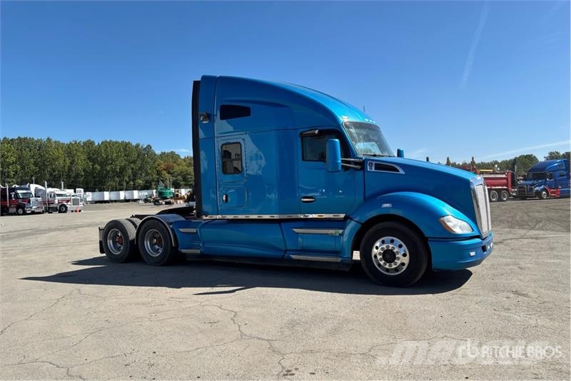 Kenworth T680 Sadulveokid