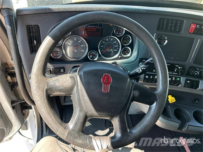 Kenworth T680 Vetopöytäautot