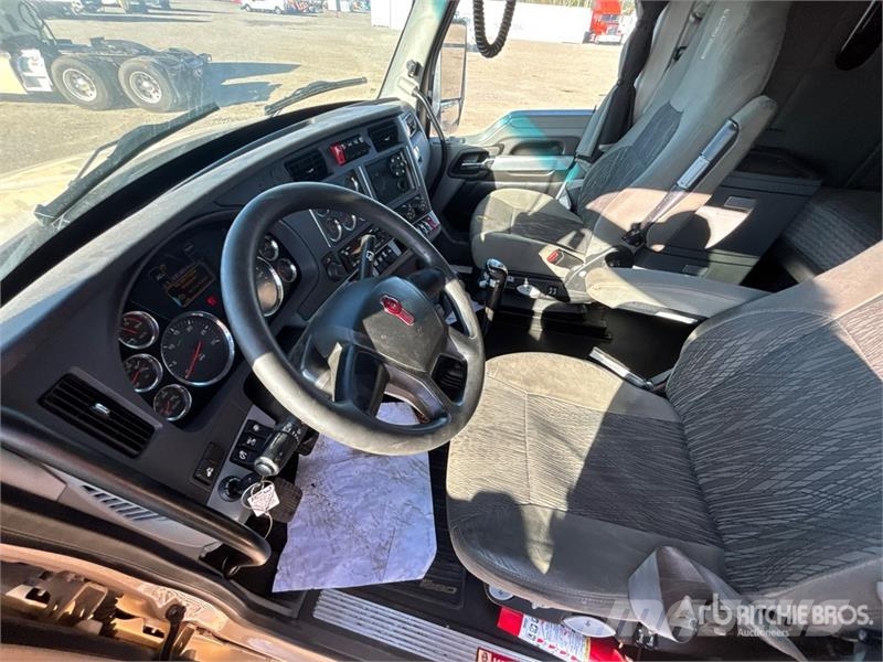 Kenworth T680 Tractor Units