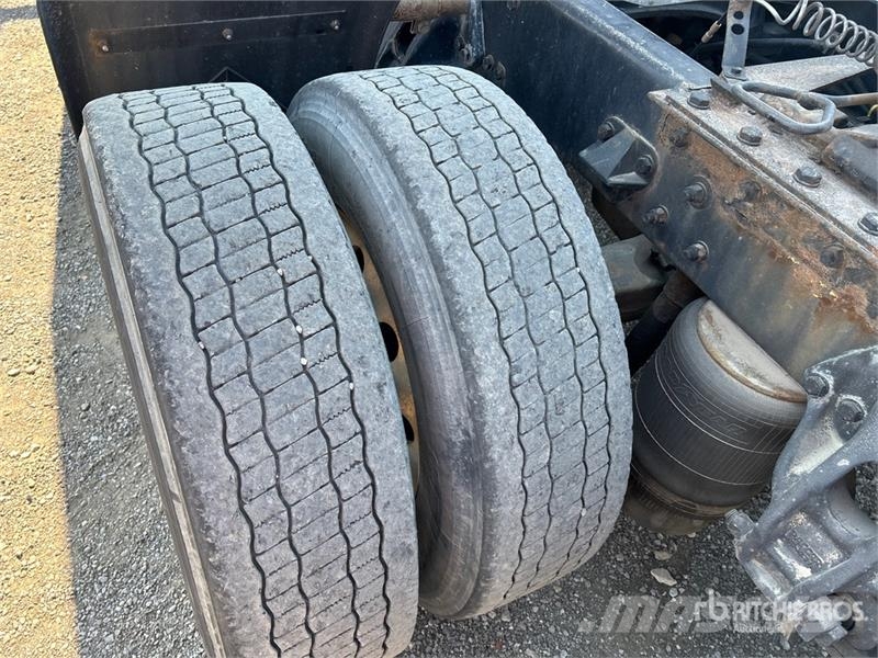 Kenworth T680 Tractor Units