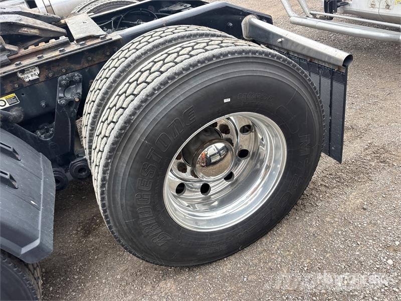 Kenworth T680 Vlačilci