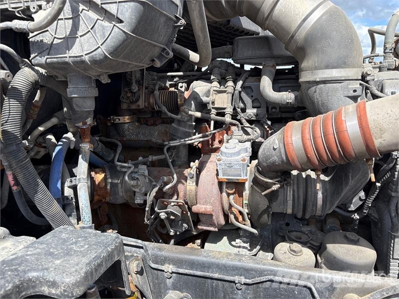 Kenworth T680 Truck Tractor Units