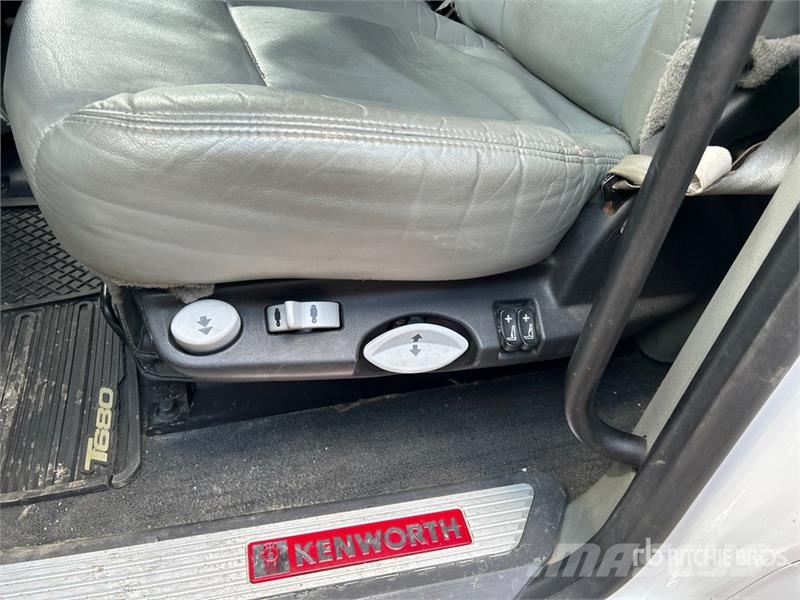 Kenworth T680 Prime Movers