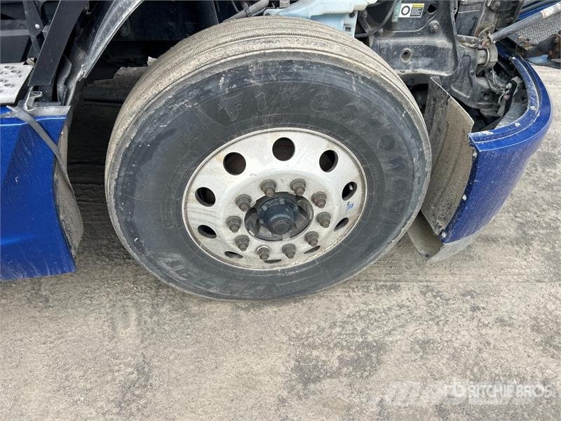 Kenworth T680 牵引车