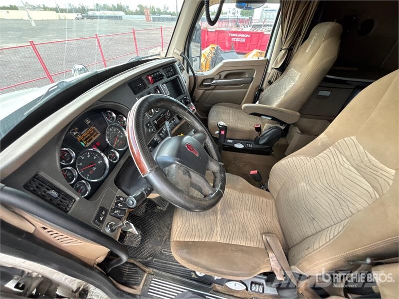 Kenworth T680 وحدات الجر