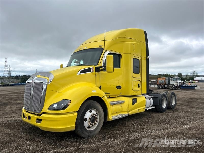 Kenworth T680 Vetopöytäautot
