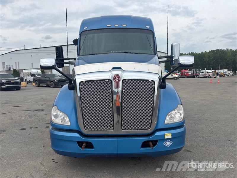 Kenworth T680 Vetopöytäautot