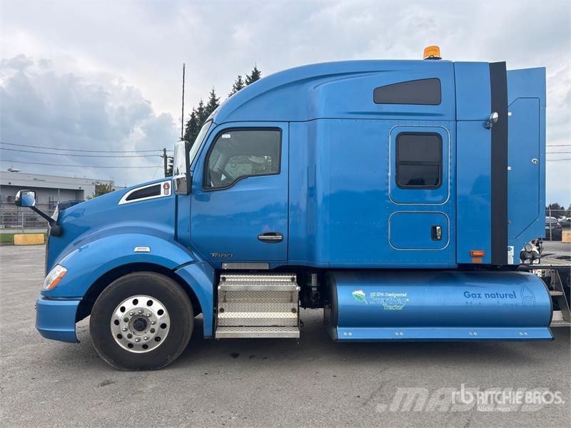 Kenworth T680 Vetopöytäautot