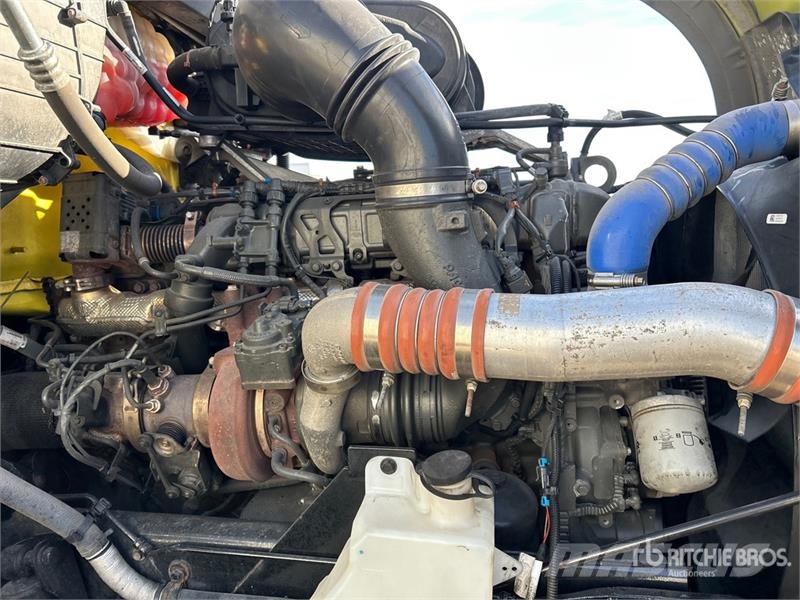 Kenworth T680 Truck Tractor Units