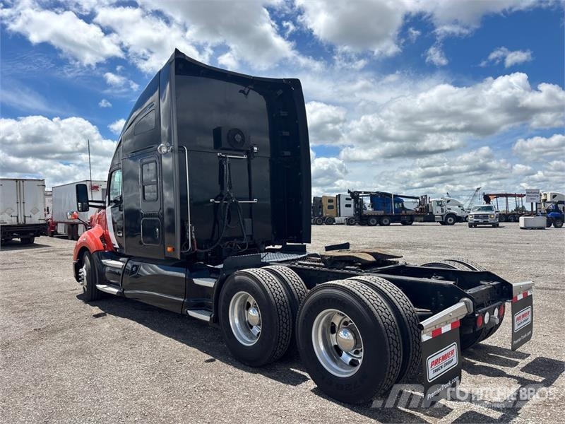 Kenworth T680 Влекачи